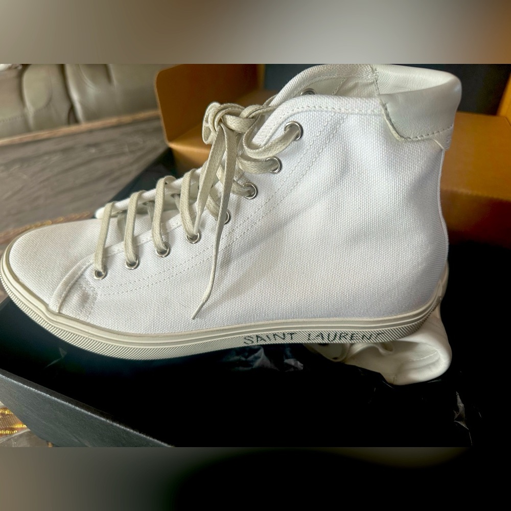 Saint Laurent Malibu Mid top sneakers